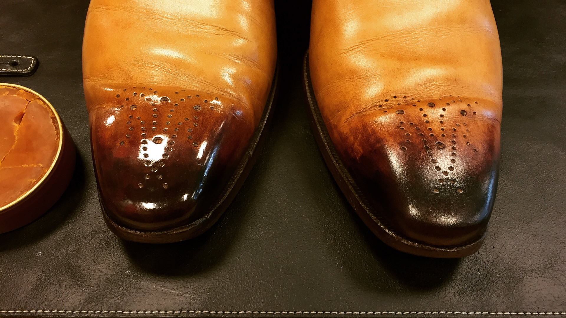 clear leather shoe polish